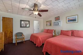 Jensen's RV Park and Motel - Image 5