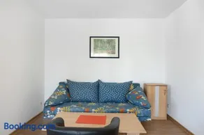 Apartment 44 - Image 3