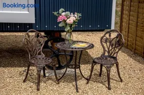 Blackdown Luxury Shepherds Huts - Image 5