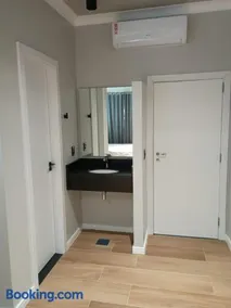 Hotel Premier - Image 2