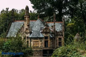 Stylish Loch Lomond lodge in stunning surroundings - Image 2