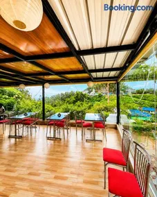 Parudeesa Pool Resort - Image 2