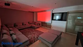 Les retrouvailles des Ducs by Vindihouses - piscine chauffé toute l'année - billard - Image 3