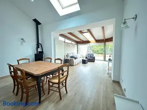 Charmante maison en pierre au cœur du village - Image 4