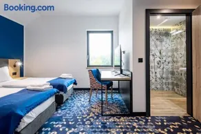 Ilkus Hotel & Restaurant - Image 2