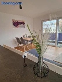 Stadt & See - neuwertige Ferienwohnung - Image 4