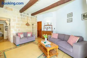 Il-Mohba Holiday Home - Image 2