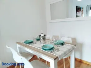 Apartamento amplio, luminoso y confortable CC - Image 2