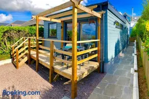 Cosy Seaside Bothy For 4 In Trevone Bay Close To Beach and Padstow - Image 4