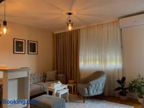 Urban Apartman-privatan parking- - Image 5