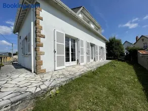 Maison avec jardin près de la mer - FR-1-361-560 - Image 2