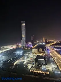 Sea and Formula1 veiw شقه مطله على البحر - Image 1