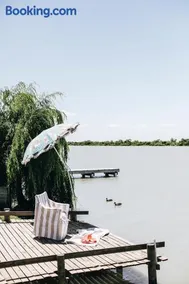 Sunset Muse - A Waterfront Home with Panoramic Views and Jetty - Image 2