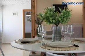 LAXD Summer House - Image 2