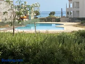 R&R Sea-view Apartment - Image 4