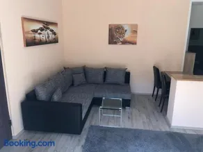 Haus Semper - Image 3