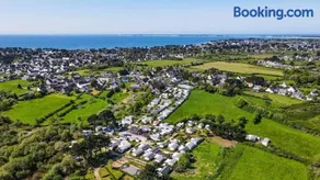 Camping le Dolmen, Carnac, Morbihan - Image 1