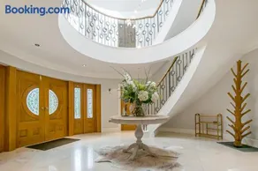 Scotsdale - exclusive family home - Image 5