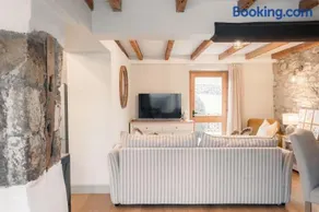 Mycock Cottage - Image 4