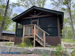 Rivers Edge Cabins - Deer Run - Image 1