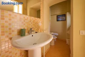 Cozy Tuscany Apartment in SUVERETO by Countryside & Sea - Image 3