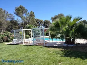 Villa avec piscine entre Marseille et Cassis - Image 1