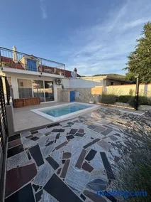 Holiday Home Cherry with pool - Image 2