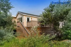 Huron Hideaway - Image 1