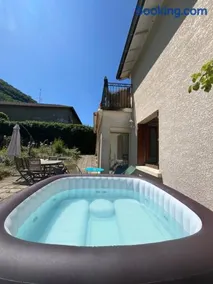 La Sallandière - Gîte et table d'hôtes avec Jacuzzi en Isère, près des passerelles himalayennes du lac de Monteynard - Image 3