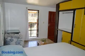 Acogedora Casa con Jardín en Centro de Cd Sahagún - Image 3