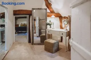 Laundry Cottage - Image 2