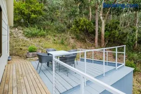 High View House - Views over Pirates Bay - Image 2