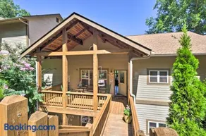 'Green Shadows' Scenic Whittier Condo w/Fireplace! - Image 3