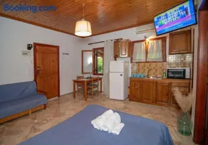 Kastraki Villas - Image 2