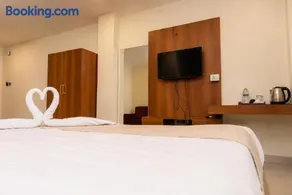 Relax Inn - Image 2
