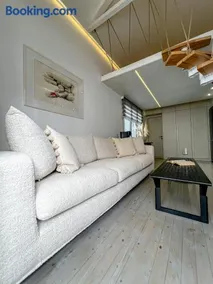 Pearl House - Image 4