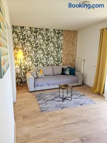 Paradise Apartment near downtown lake & Free Parking - local bike - Image 2