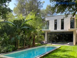 La Maison de Joy dans le Parc des Elfes - Image 1