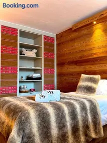 Hôtel Ski Lodge - Chambres & Appartements - Village Montana - Image 2