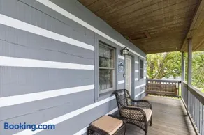 Hillside Hideout Log Cabin For 2! Cabin 10 - Image 2