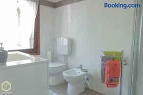 The Comfort Apartment - Image 4