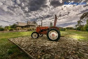 Benwerrin House - Image 3