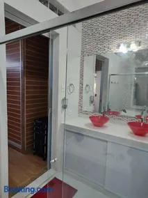 Suíte Confortável e Independente - Image 5