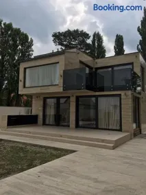 The Lake House - Image 1