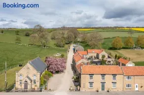 The Farmhouse - Sands Farm - Image 1