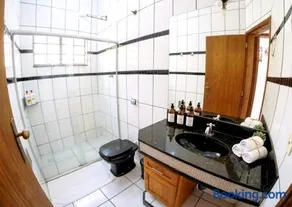 Casa Inteira Com Total Privacidade e Quintal - Image 4