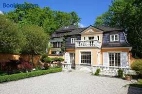 Yacht- , und Reisemobilhafen "Historisches Fährhaus" Wendenschloss - Image 1