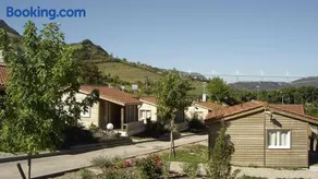 Résidence Les Chalets de Millau - Image 1