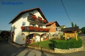 House Marinic - Image 3