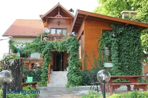 Orehite Guest House - Image 3